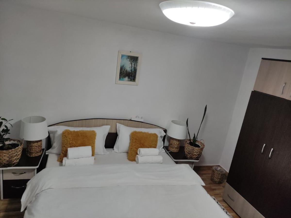Casa Carbunaru Тыргу-Окна Экстерьер фото
